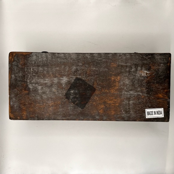 WOOD BOX WITH METALLIC ACCENT - Picture 4 of 4